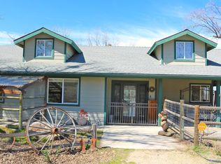 27100 Oakflat Dr, Tehachapi, CA 93561