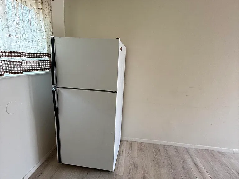 624 Alcazar St SE — Photo 7