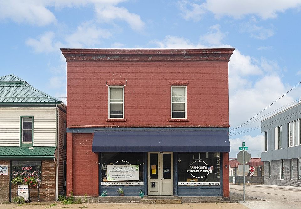 1st image of 3275 S Main St