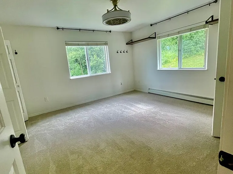 21507 Tony Cir — Photo 13