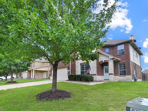 2nd image of 810 Red Fern Dr