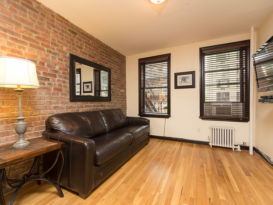 1st image of 240 E 28th St APT 17