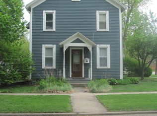 803 E Jackson St, Morris, IL 60450