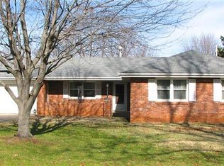 1235 E Edgewood St, Springfield, MO 65804