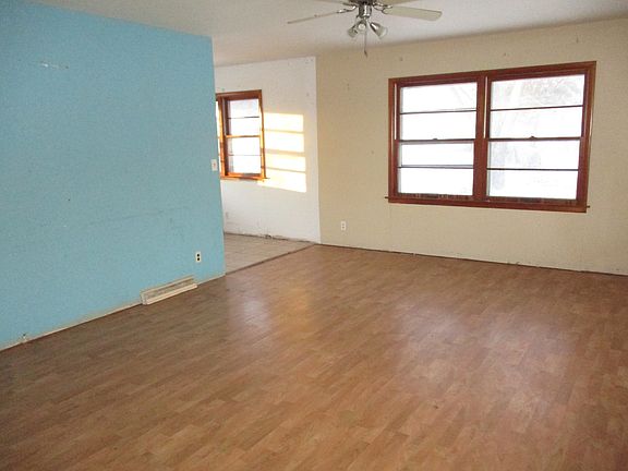 4th image of 780 Opal St