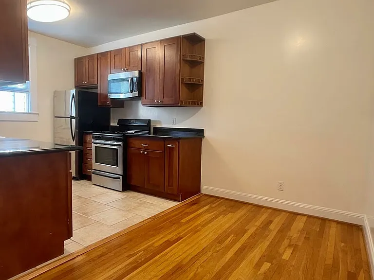 1671 Lombard St #7 — Photo 5