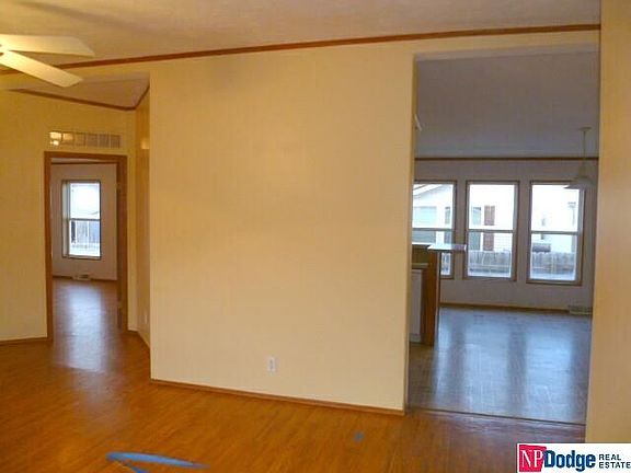 4th image of 3510 Hancock St #106