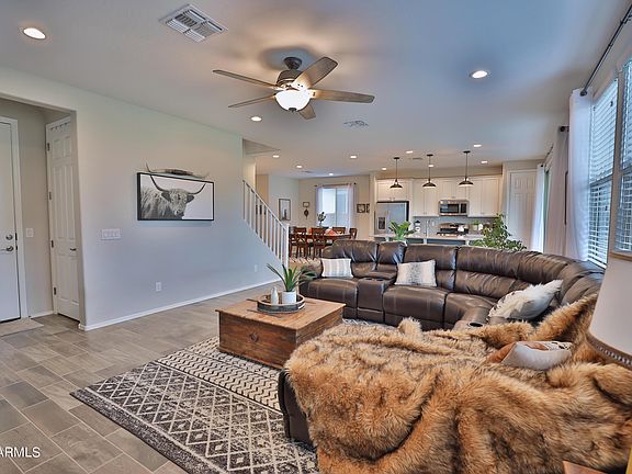 3rd image of 20910 E Longwood Dr