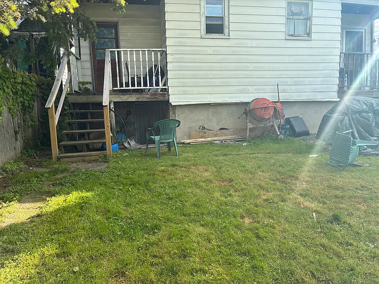 914 W Locust St #1 — Photo 11
