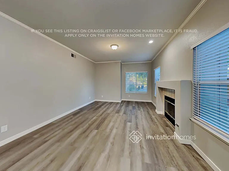 8209 Filifera Way — Photo 4