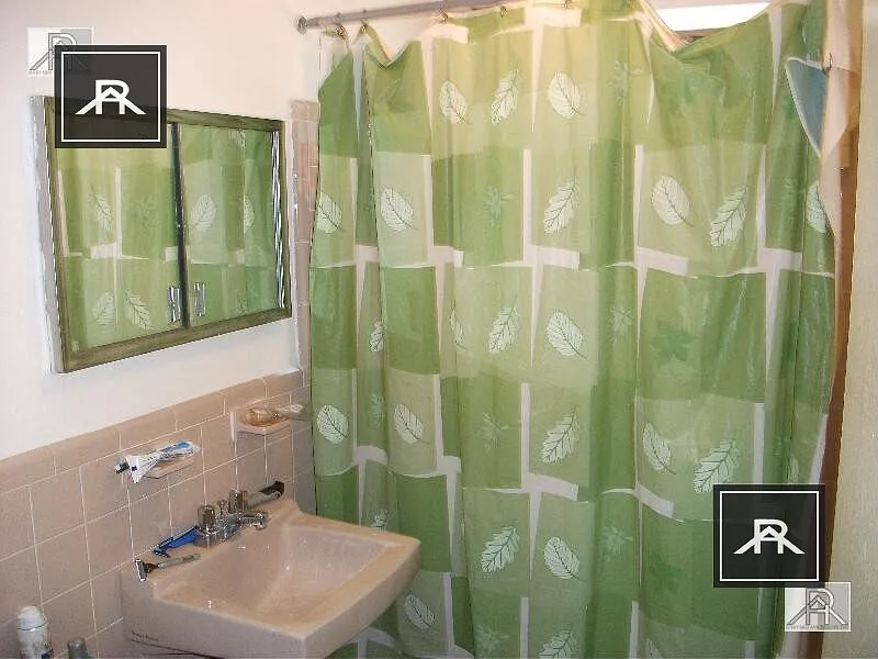 2 bed, 1.0 bath, $3,200 — Photo 4