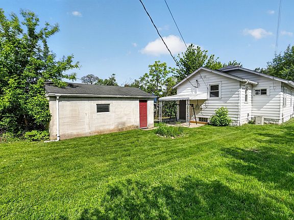 4th image of 2025 Sale Rd