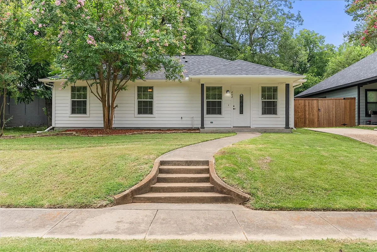 3 bed, 1057 sqft, $1,400 — Photo 1