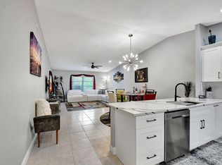 8313 Springtree Rd, Boca Raton, FL 33496