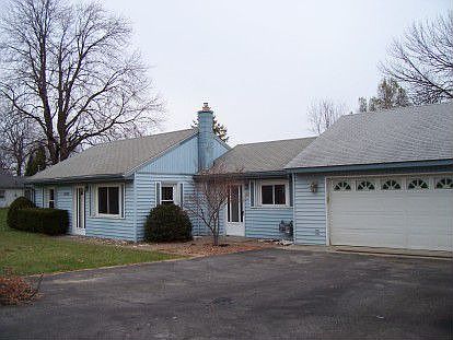 2nd image of 15355 Banner St