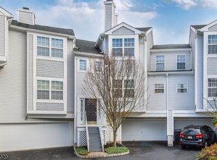 1402 Norwood Way, Whippany, NJ 07981