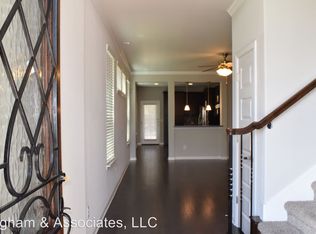 504 Hummingbird Ln APT A, Austin, TX 78734