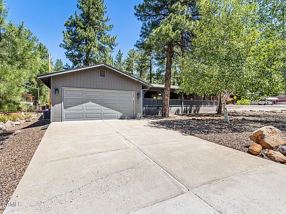 4th image of 17280 Creekside Pl