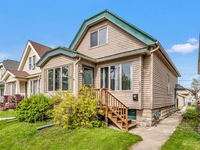2932 S 8th STREET, Milwaukee, WI, 53215