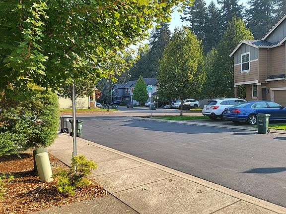 4th image of 5677 NE Vino Ct
