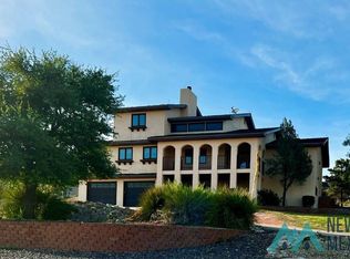 802 Dennis Way, Carlsbad, NM 88220