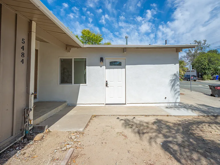 5484 Baja Dr — Photo 19