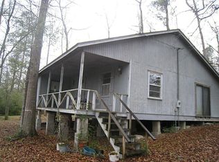 215 Spring Creek Dr, Goodrich, TX 77335