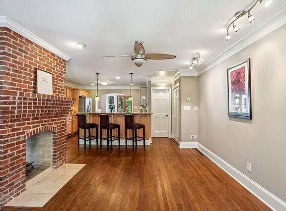 2nd image of 658 Timm Valley Rd NE #1