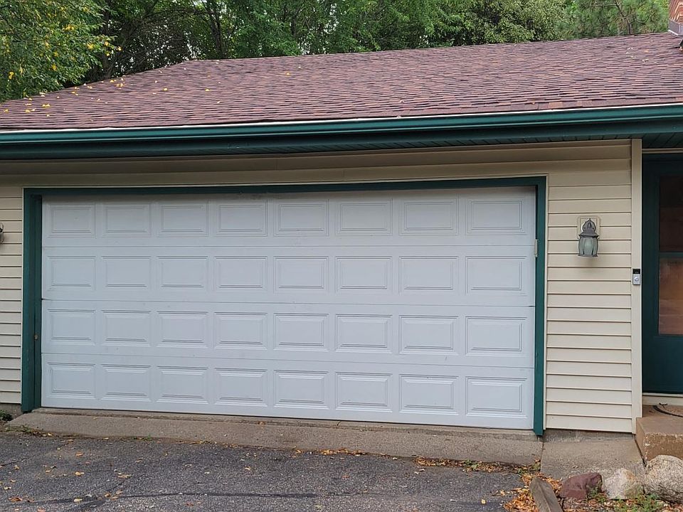 1st image of 11549 23rd Ave S