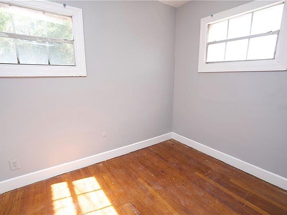 4th image of 2323 12th St S