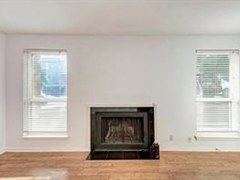 1000 W 26th St #113 — Photo 7