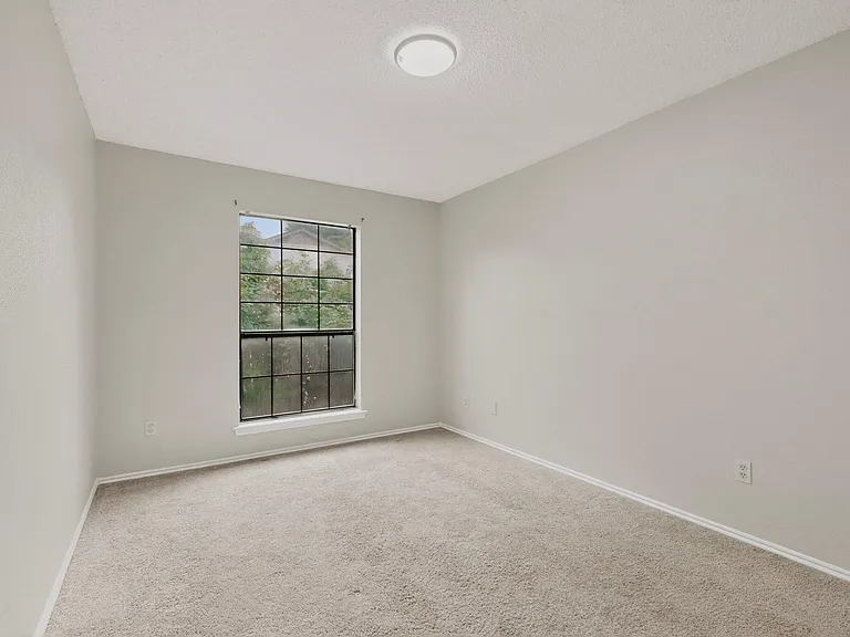1113 Woodlief Trl — Photo 18