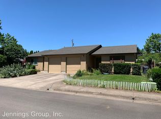 768 Stephens Dr, Eugene, OR 97404