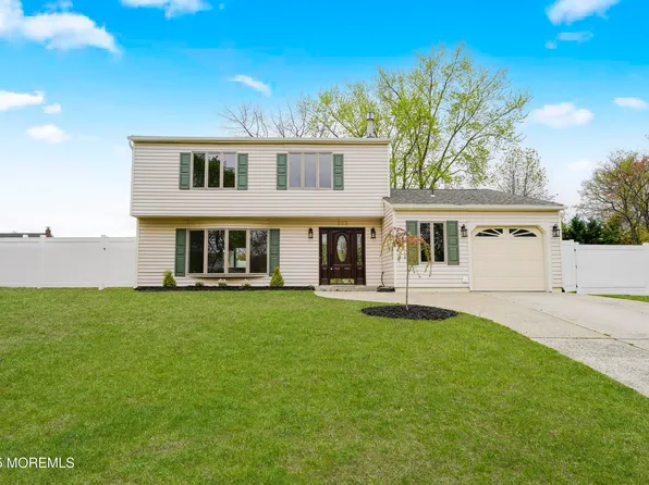 223 Alden Court, Aberdeen, NJ 07747