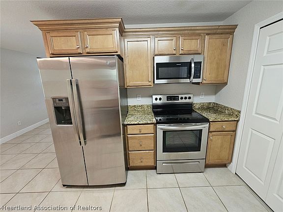 5th image of 501 Briar Glen Rd
