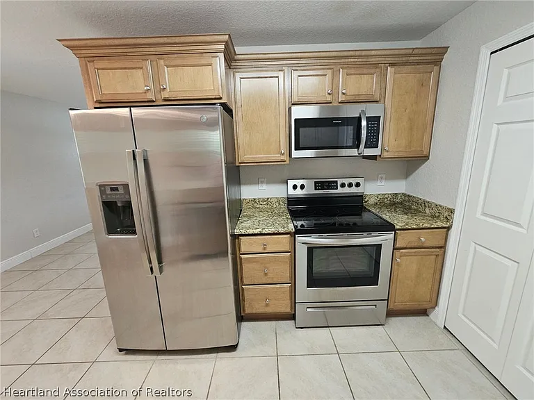501 Briar Glen Rd — Photo 5