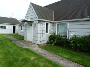 210 NE Eads St, Newport, OR 97365
