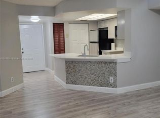 9100 W Atlantic Blvd APT 611, Pompano Beach, FL 33071