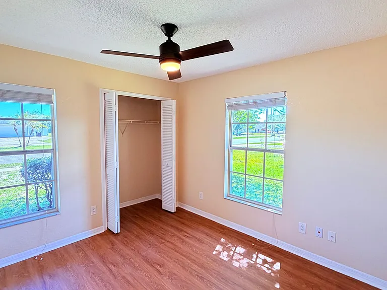 20515 Macon Pkwy — Photo 30