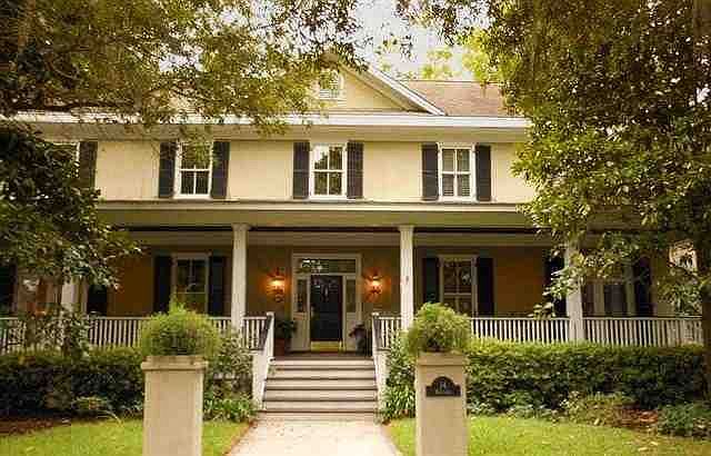 1st image of 14 Waterside Drive