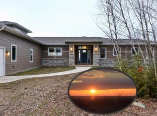 4903 S 10th St, Manitowoc, WI 54220