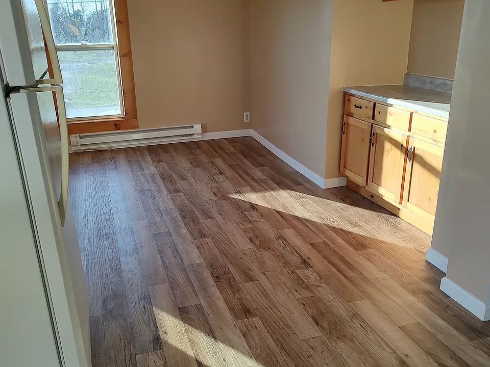 Dining area with hutch
