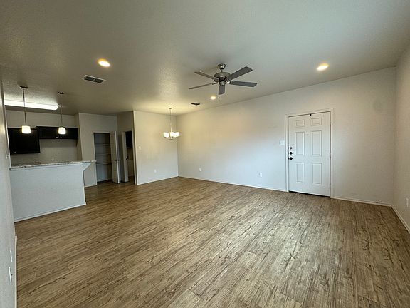 5th image of 11824 Evanston Ave