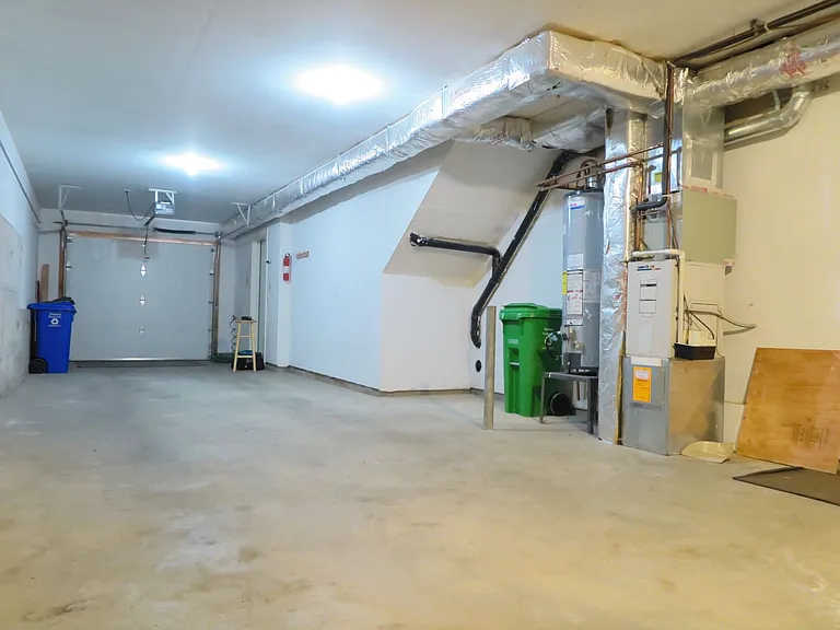 10267 NW Alder Grove Ln — Photo 23
