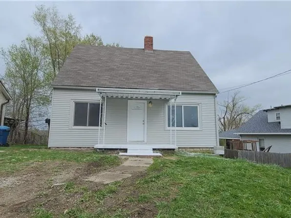 139 S Maple St, Excelsior Springs, MO 64024