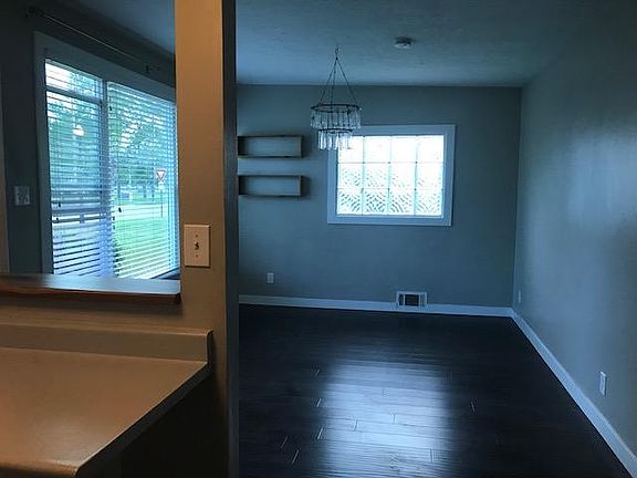 2nd image of 1378 W Leadville Ave