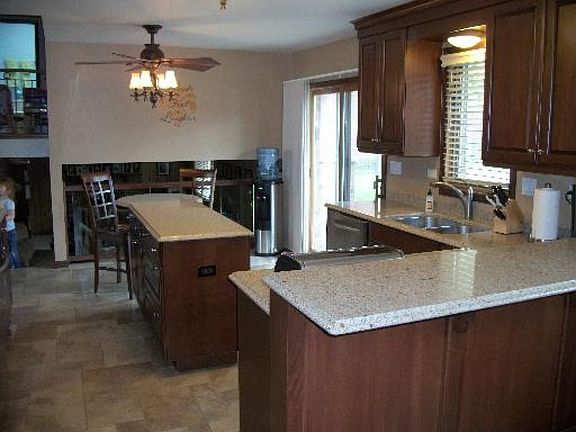 5th image of 12140 W Meadowland Dr