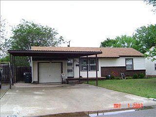 1st image of 3729 SE 26th St