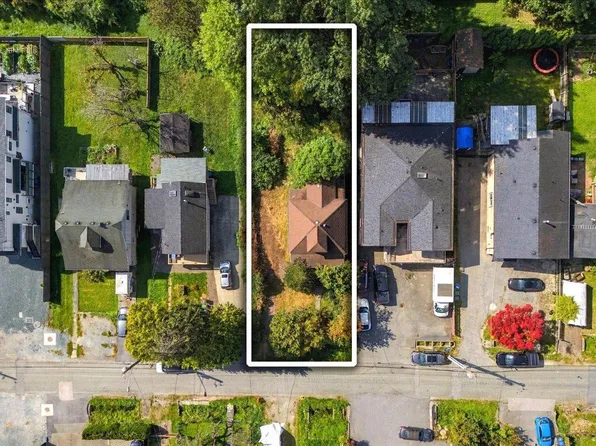 242 N Boyne St, New Westminster, BC V3M 5J8