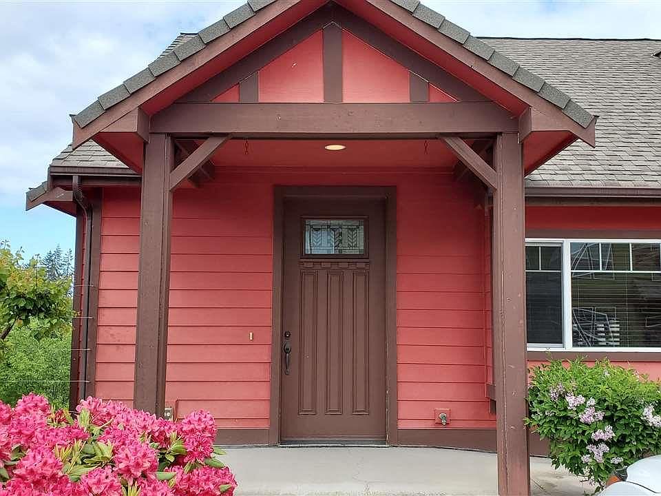 1st image of 2609B Peach Ct